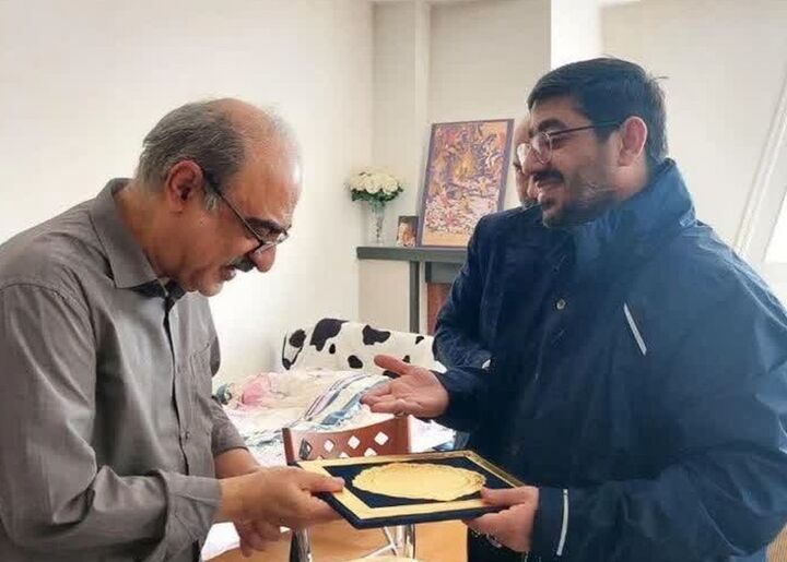 تجلیل از ۴۰ سال خدمات هنری و قرآنی احمدرضا معتمدی