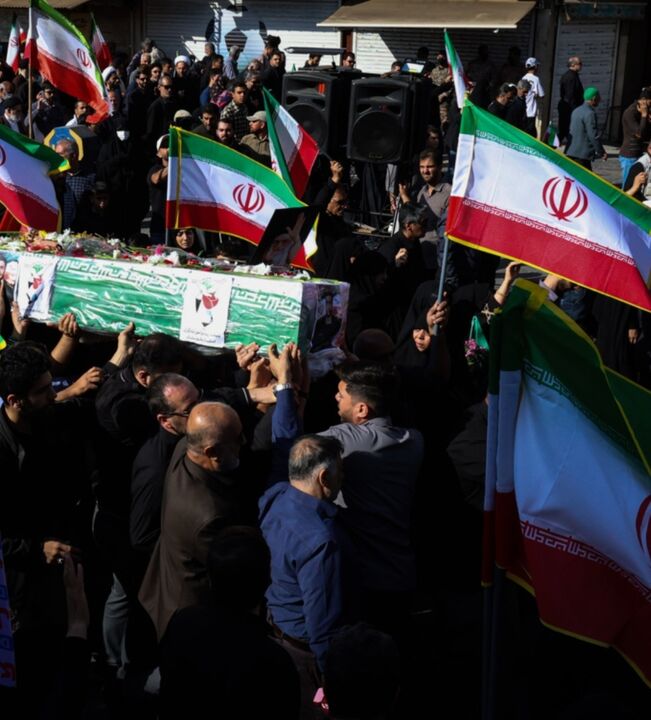 برگزاری مراسم تشییع پیکر ۲ شهید اقتدار در اهواز