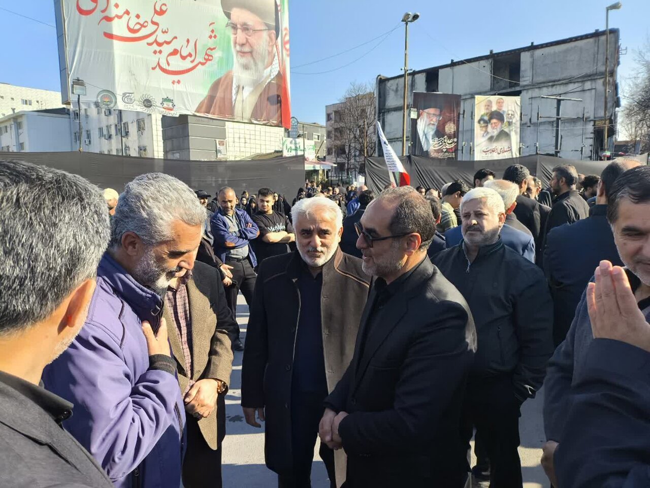 حضور مدیرکل بنیاد شهید و امور ایثارگران مازندران در مراسم تشییع دو پیکر مطهر شهید حملات صهیونی آمریکایی در آمل