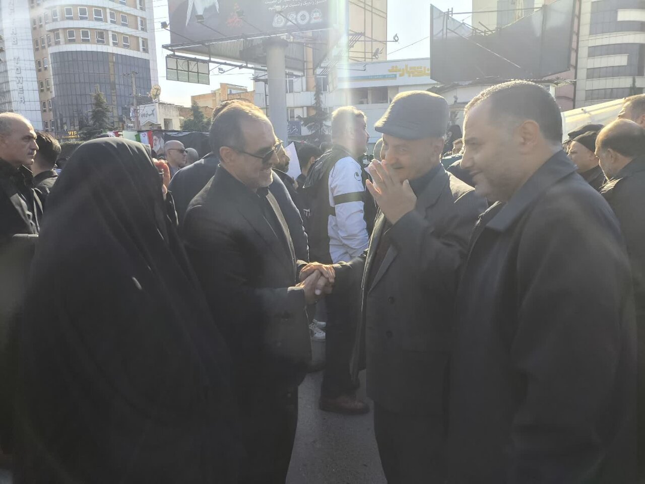 حضور مدیرکل بنیاد شهید و امور ایثارگران مازندران در مراسم تشییع دو پیکر مطهر شهید حملات صهیونی آمریکایی در آمل