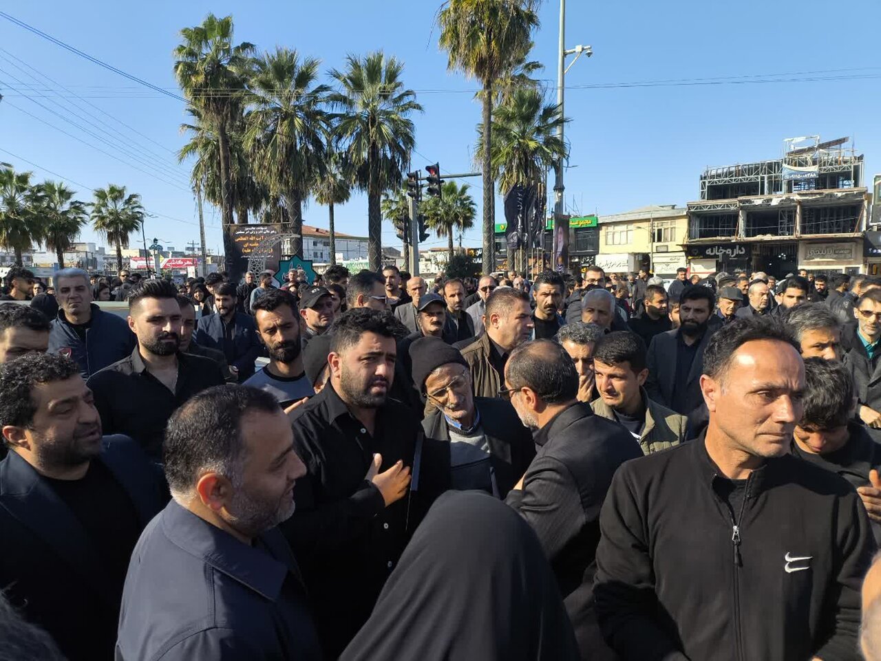 حضور مدیرکل بنیاد شهید و امور ایثارگران مازندران در مراسم تشییع دو پیکر مطهر شهید حملات صهیونی آمریکایی در آمل