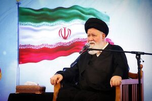 علم الهدی: انتخابات در مورد رهبری انجام شده و رهبر تعیین شده است