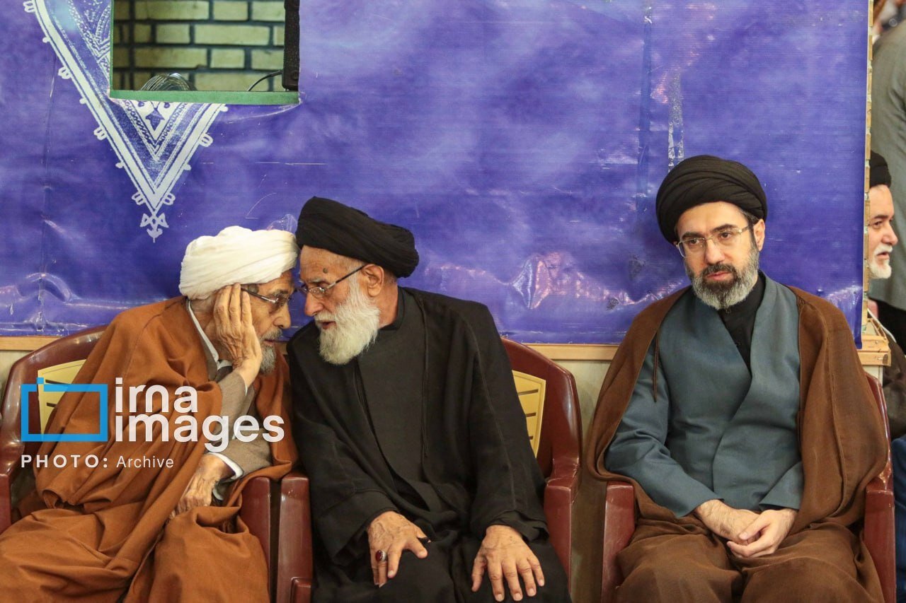 آیت الله سید مجتبی حسینی خامنه‌ای سومین رهبر جمهوری اسلامی ایران