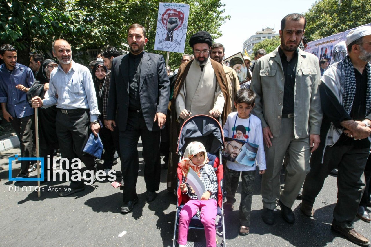 آیت الله سید مجتبی حسینی خامنه‌ای سومین رهبر جمهوری اسلامی ایران