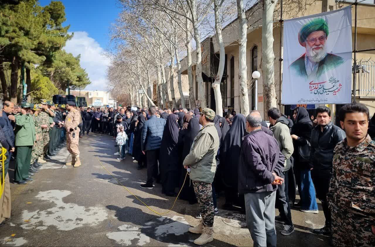 برگزاری مراسم تشییع پیکر مطهر سروان پاسدار شهید «دکتر مجید رادمهر»