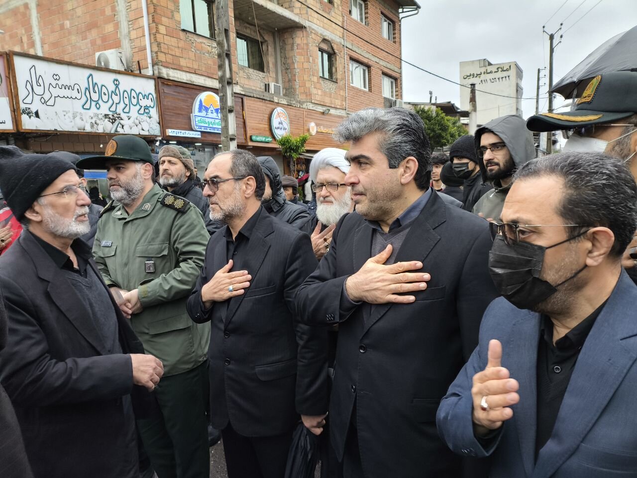 حضور مدیرکل بنیاد شهید و امور ایثارگران مازندران در مراسم تشییع دو پیکر مطهر شهید در میاندورود