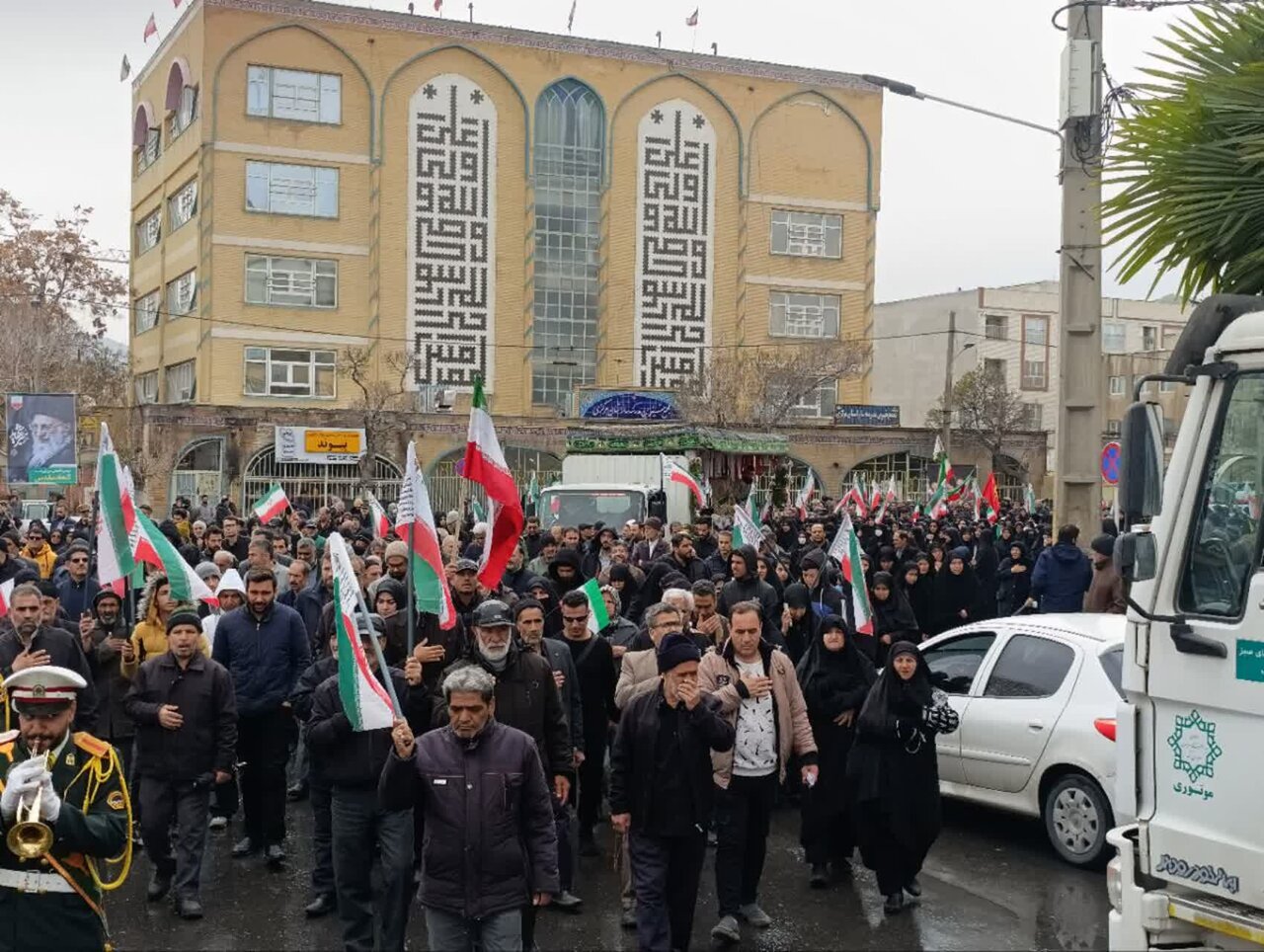 مراسم تشییع و خاکسپاری پیکر مطهر شهیدان والامقام نخبه شهیده مهسا طاهری، آموزگار شهیده زهرا مشهدی، شهیــد بابک رمضــــــــی