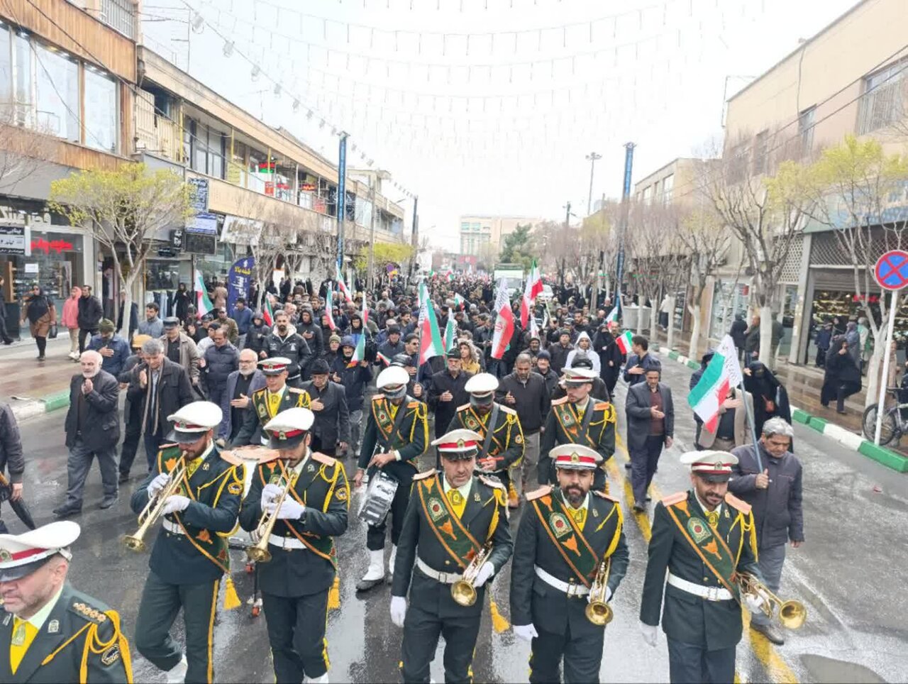 مراسم تشییع و خاکسپاری پیکر مطهر شهیدان والامقام نخبه شهیده مهسا طاهری، آموزگار شهیده زهرا مشهدی، شهیــد بابک رمضــــــــی