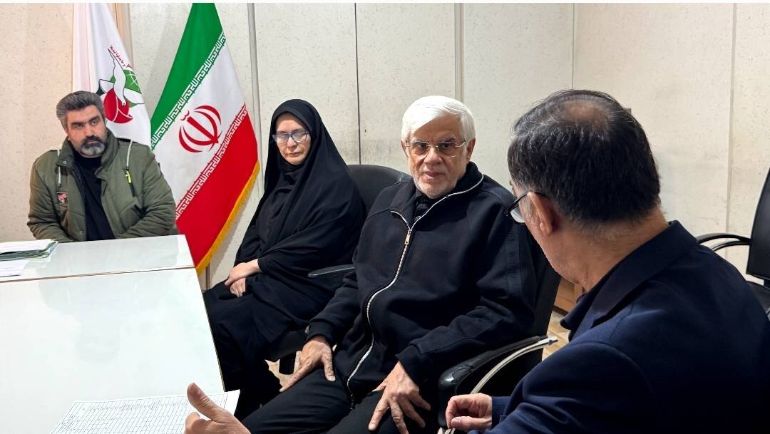 بازدید معاون اول رئیس جمهور از بنیاد شهید