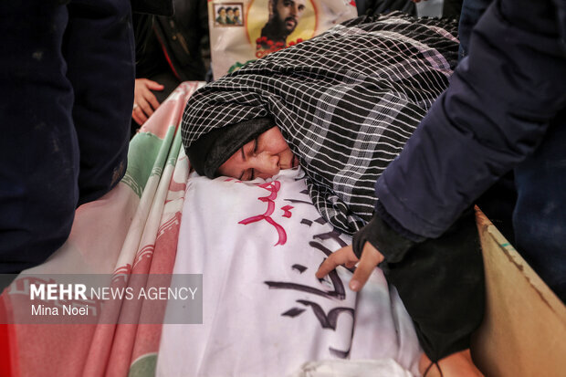 تشییع و تدفین ۱۳ بسیجی شهید محله قراملک تبریز