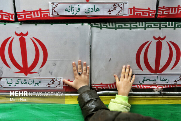 تشییع و تدفین ۱۳ بسیجی شهید محله قراملک تبریز