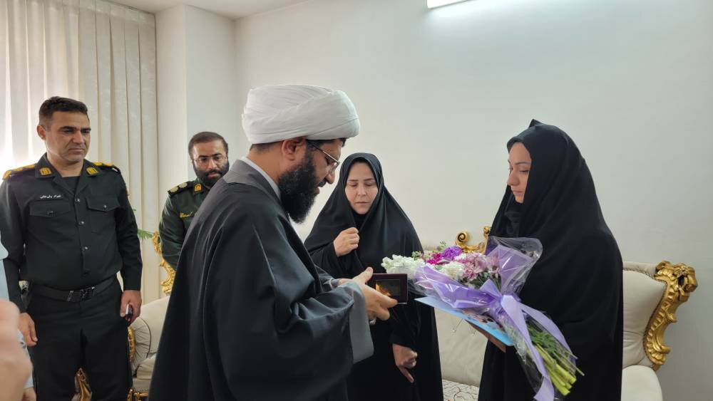 دیدارهای نوروزی سرپرست بنیاد شهید و امور ایثارگران شهرستان های استان تهران با خانواده شهدای جنگ رمضان در پاکدشت و چهاردانگه