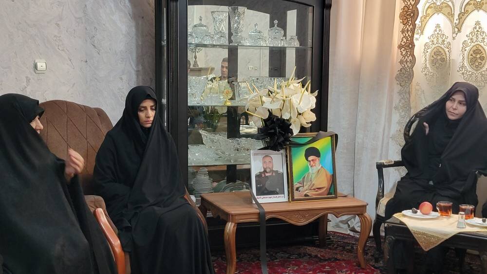 دیدارهای نوروزی سرپرست بنیاد شهید و امور ایثارگران شهرستان های استان تهران با خانواده شهدای جنگ رمضان در پاکدشت و چهاردانگه