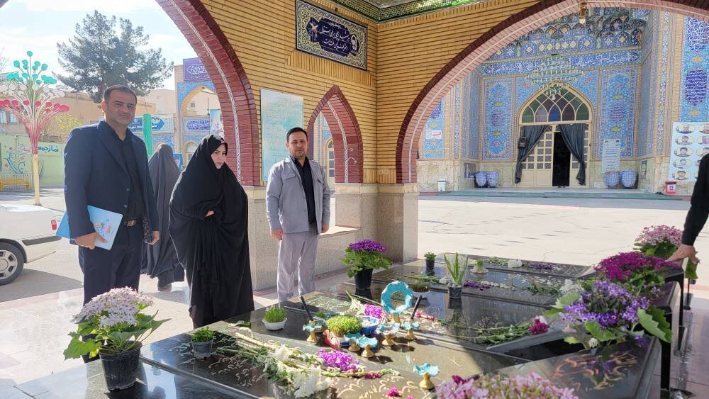دیدارهای نوروزی سرپرست بنیاد شهید و امور ایثارگران شهرستان های استان تهران با خانواده شهدای جنگ رمضان در پاکدشت و چهاردانگه
