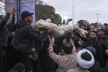 تشییع پیکر ۸ شهید تجاوز آمریکایی صهیونی - قزوین