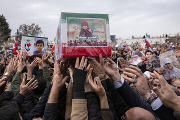 تشییع پیکر ۸ شهید تجاوز آمریکایی صهیونی - قزوین