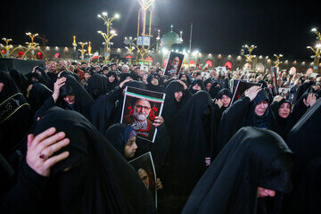 وداع مردم مشهد با شهید سید اسماعیل خطیب