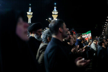 وداع مردم مشهد با شهید سید اسماعیل خطیب