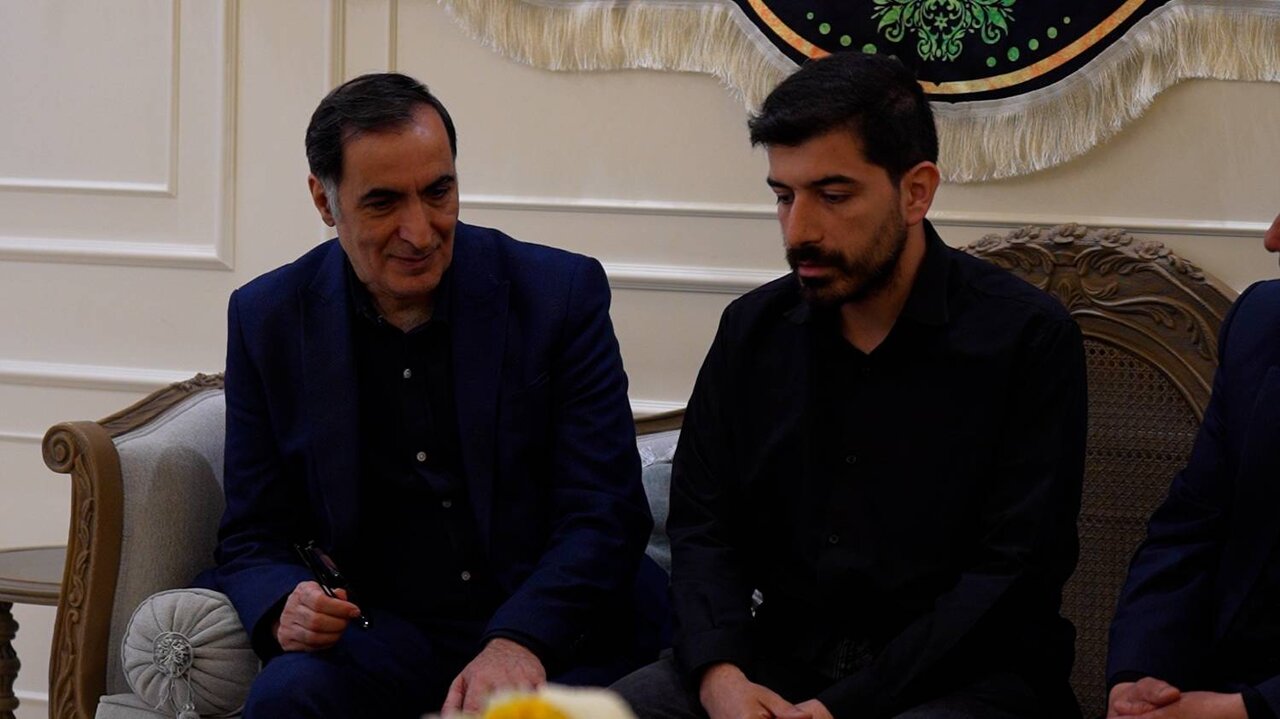 دیدار رئیس بنیاد شهید با خانواده‌های شهدای جنگ رمضان