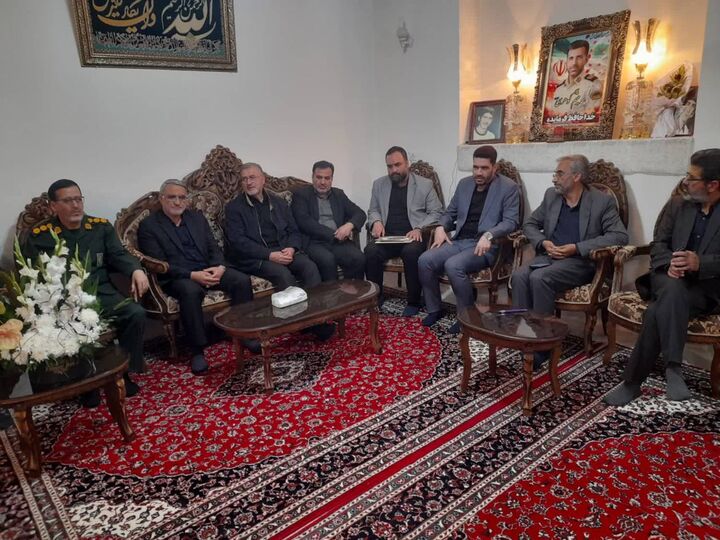 سلیمانی: خدمت به خانواده‌های شهدا افتخاری بزرگ برای مسئولان است