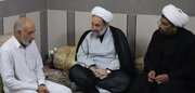 دیدار نماینده ولی‌فقیه در سیستان و بلوچستان با خانواده‌های ۲ شهید جنگ تحمیلی