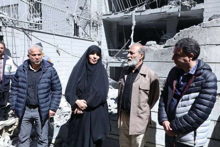 فروزنده: خدمت‌رسانی به شهروندان آسیب‌دیده لحظه‌ای متوقف نخواهد شد