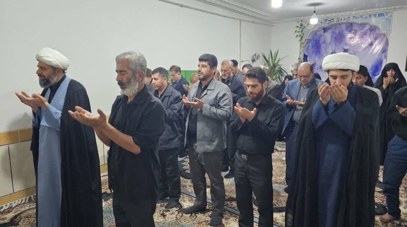 دیدار با خانوادههای شهیدان والامقام ناو دنا در نوبندگان فسا