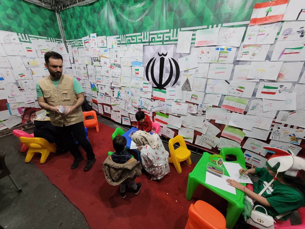 استقبال شهروندان از موکب فرهنگی سلام شهید