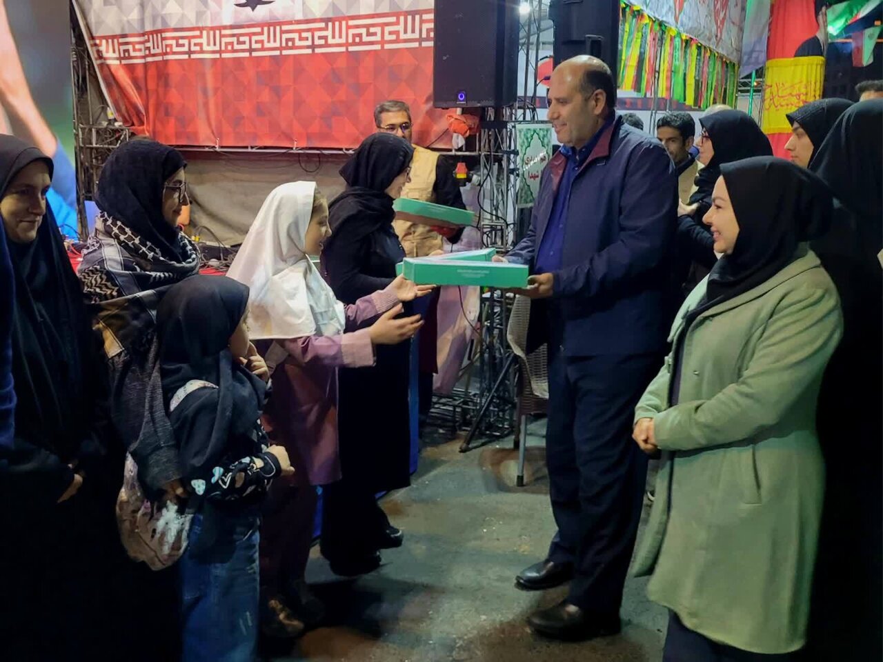 استقبال شهروندان از موکب فرهنگی سلام شهید