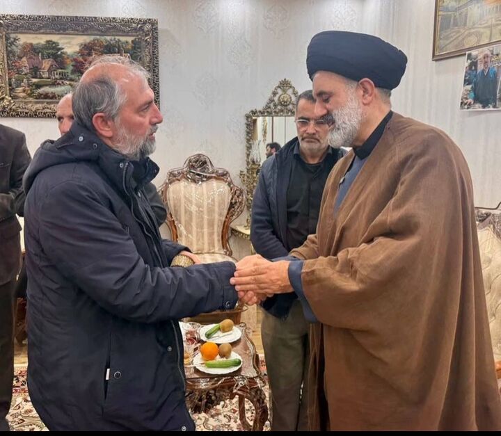 دیدار نماینده ولی‌فقیه در بنیاد شهید و امورایثارگران با خانواده شهیدان محمدی