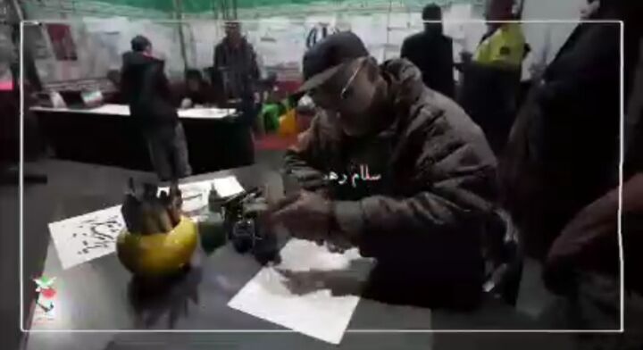 حضور پرشور مردم در موکب «سلام شهید» میدان انقلاب