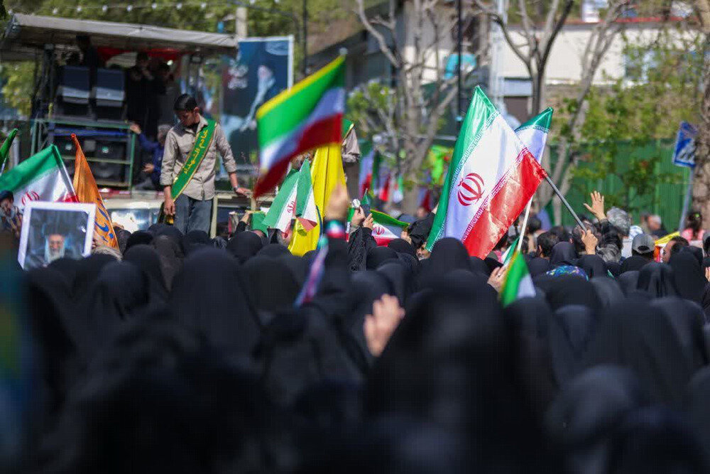 آیین تشییع پیکر شهید مردمی حملات رژیم صهیونی و آمریکا، شهید رحمت اله عباسی ولدی در البرز