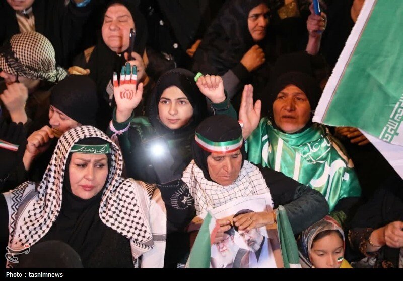 امشب اجتماع دختران تهرانی مقابل خیابان کشوردوست