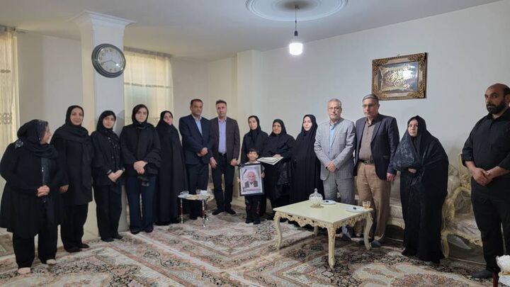 نبی‌زاده: پاسخگو ۲۴ ساعته جامعه هدف هستیم/ ۵۰۰ نفر برای جذب در وزارت بهداشت معرفی شدند