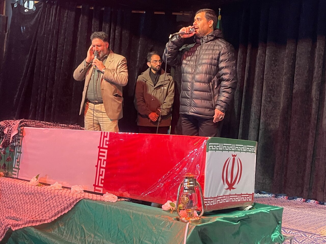 برگزاری مراسم تجمع مردمی تشکلهای شاهد و ایثارگر در میدان بهارستان تهران