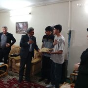 دیدار مدیرکل بنیاد شهید استان همدان با فرزندان شهدای جنگ رمضان