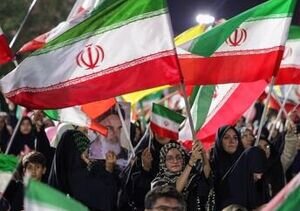 نهیب بدنه انقلابی به کودکان سیاسی