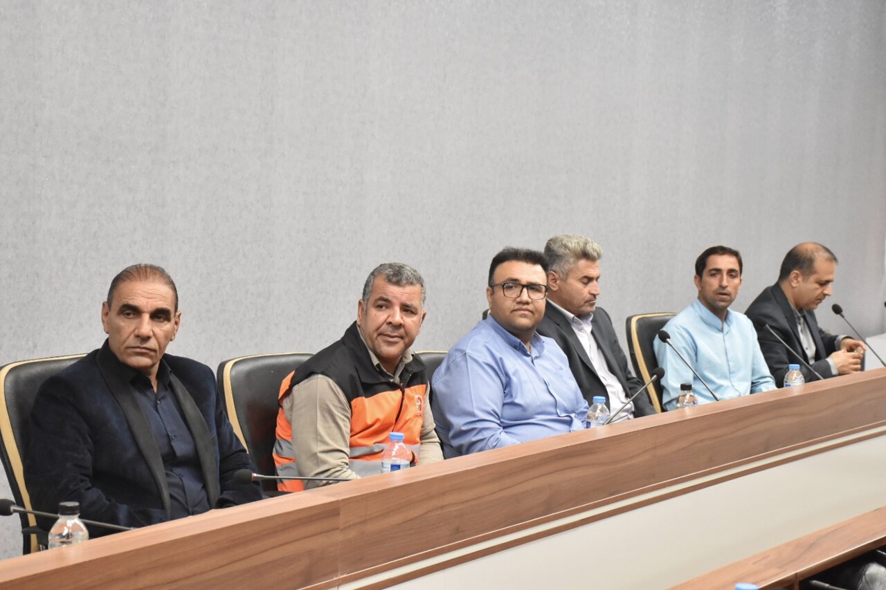 برگزاری شورای ترویج و توسعه فرهنگ ایثار و شهادت در شهرستان معمولان