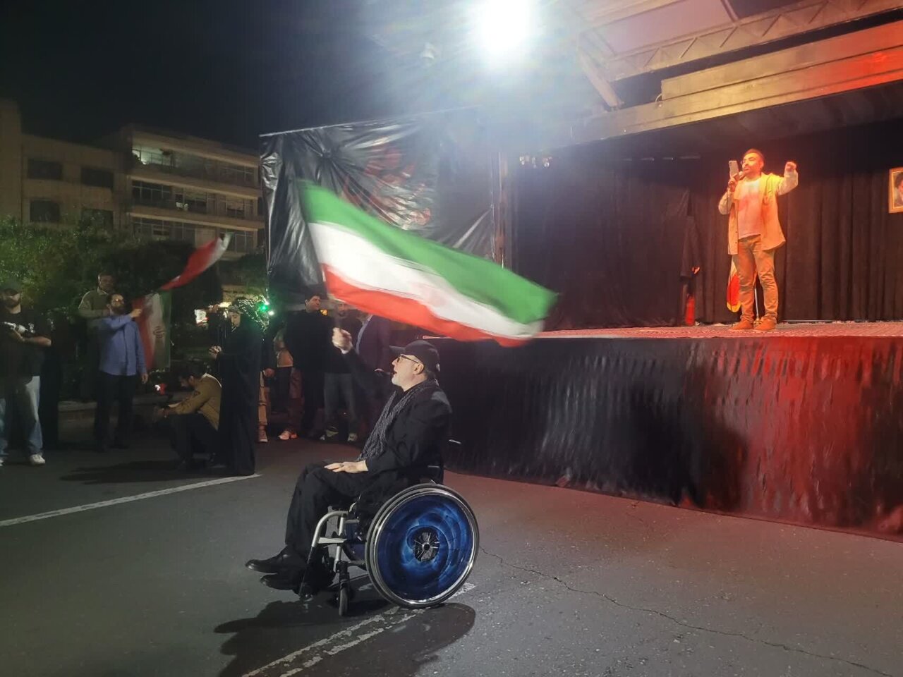 استقبال از ایستگاه‌های فرهنگی بنیاد شهید در میدان‌های پایتخت