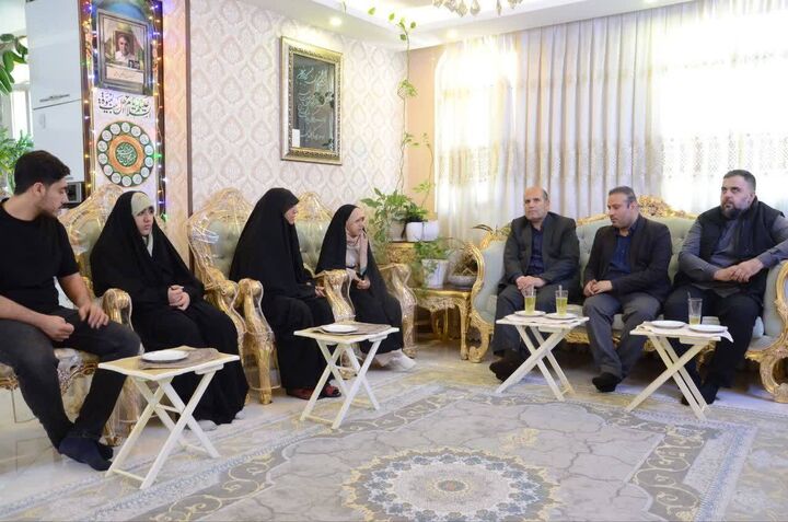 دیدار مدیر کل بنیاد شهید تهران بزرگ با خانواده شهدای امنیت