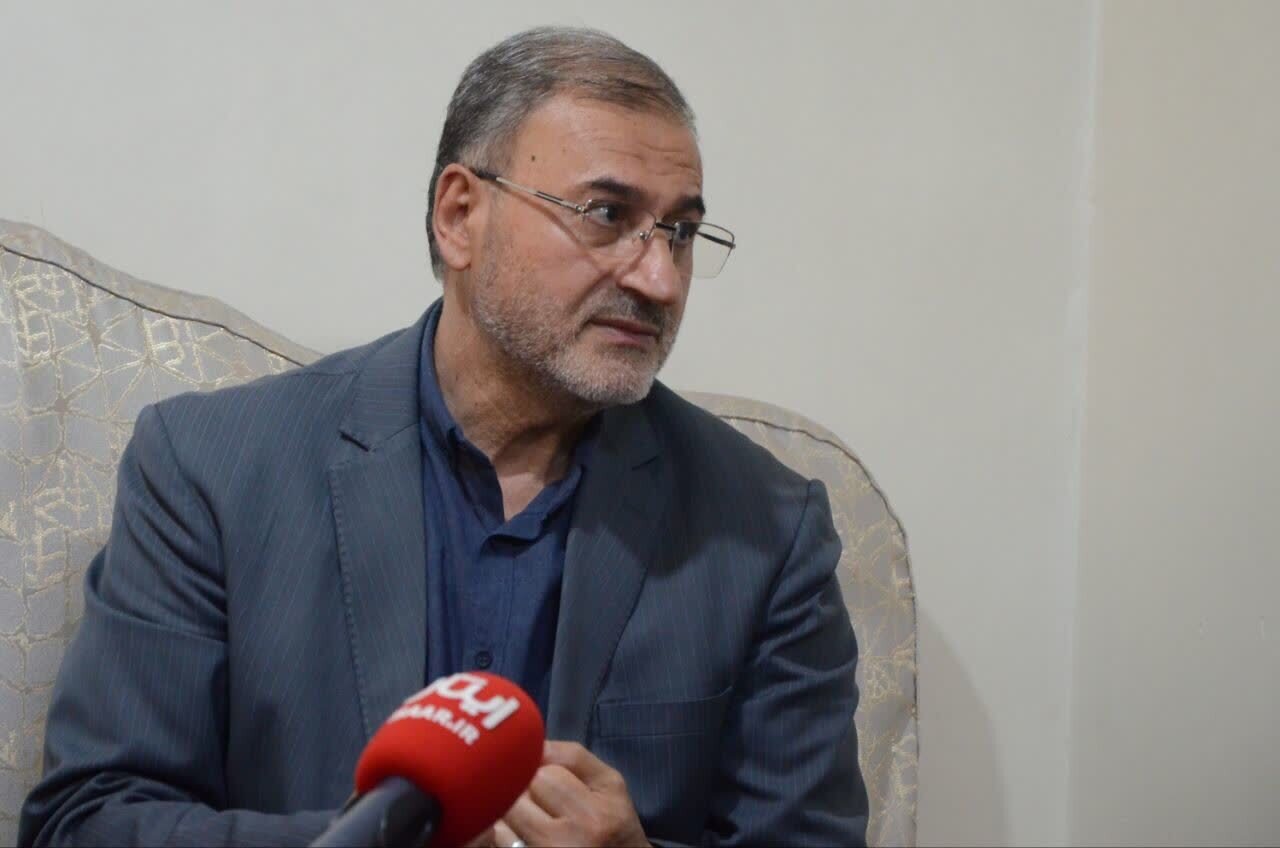 دیدار مدیران بنیاد شهید با خانواده شهدای جنگ رمضان