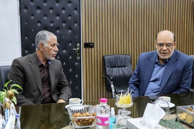 صادقی: پی‌گیری مشکلات خانواده های شهدای «جنگ رمضان» اولویت اصلی است