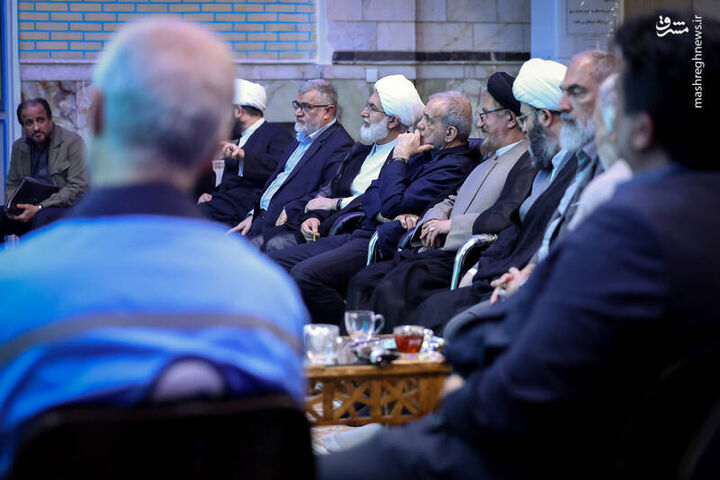 عکس/ بازدید میدانی پزشکیان از طرح حکمرانی محله‌محور