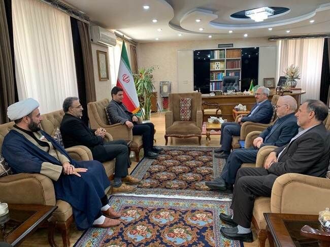 تأکید استاندار کردستان بر تکریم خانواده شهدا و ایثارگران
