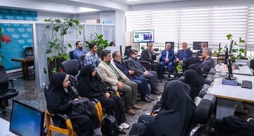 دیدار معاون فرهنگی و آموزشی بنیاد شهید و امور ایثارگران با کارکنان اداره‌کل اسناد و انتشارات