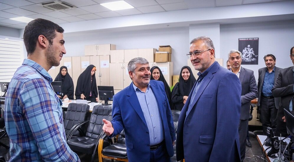 دیدار معاون فرهنگی و آموزشی بنیاد شهید و امور ایثارگران با کارکنان اداره‌کل اسناد و انتشارات