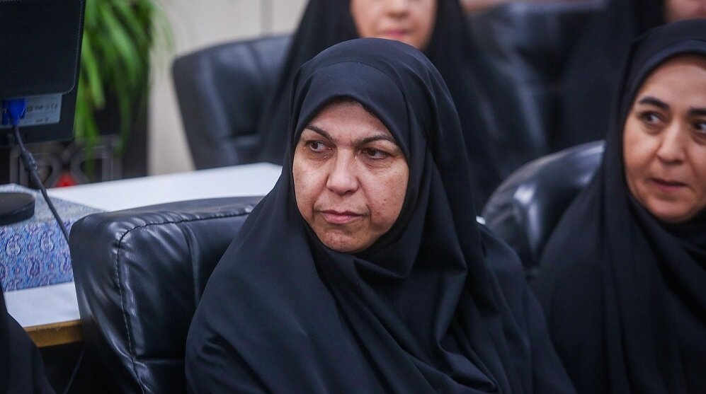 دیدار معاون فرهنگی و آموزشی بنیاد شهید و امور ایثارگران با کارکنان اداره‌کل اسناد و انتشارات