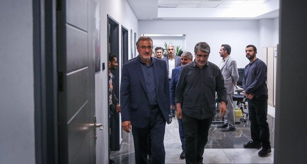 دیدار معاون فرهنگی و آموزشی بنیاد شهید و امور ایثارگران با کارکنان ادارهکل اسناد و انتشارات