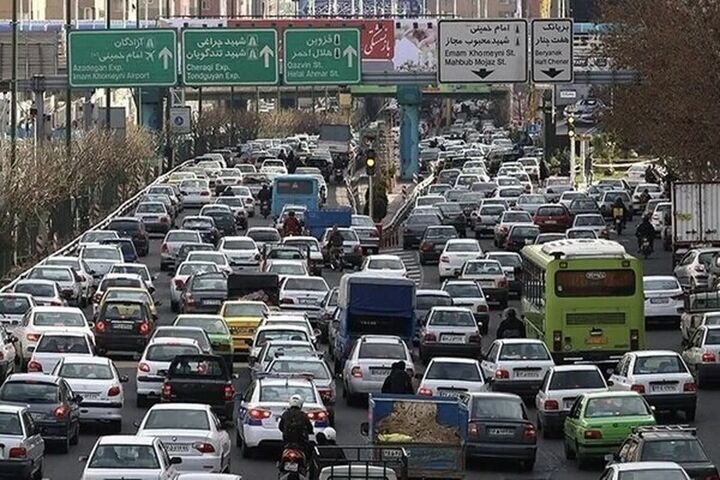 ترافیک سنگین در ورودی‌های تهران و آخرین وضعیت جوی محورهای کشور