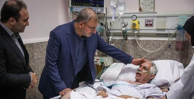 دیدار معاون فرهنگی و آموزشی بنیاد با جانباز حسین اسرافیلی